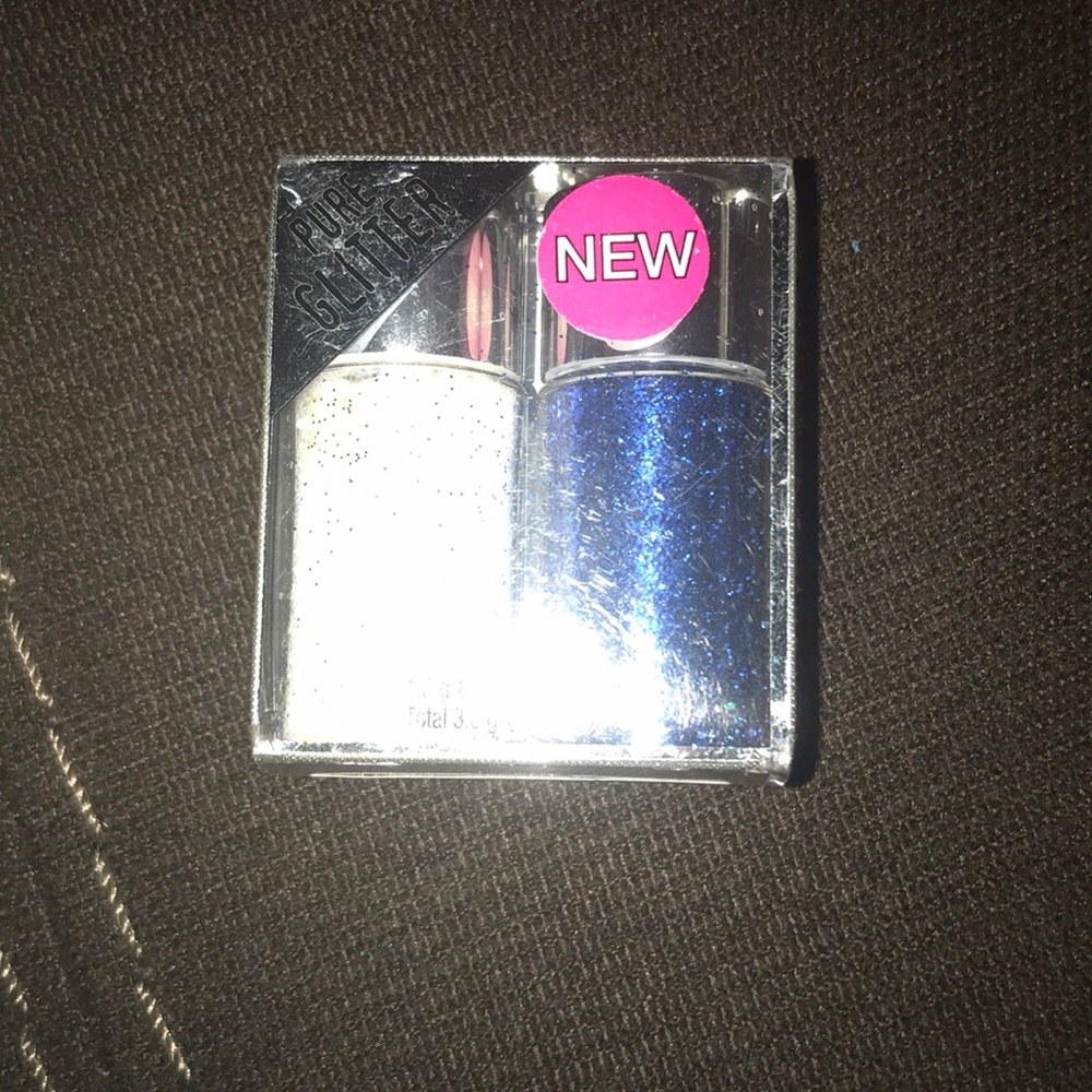 Hard candy makeup bundle - Picture 4 of 11
